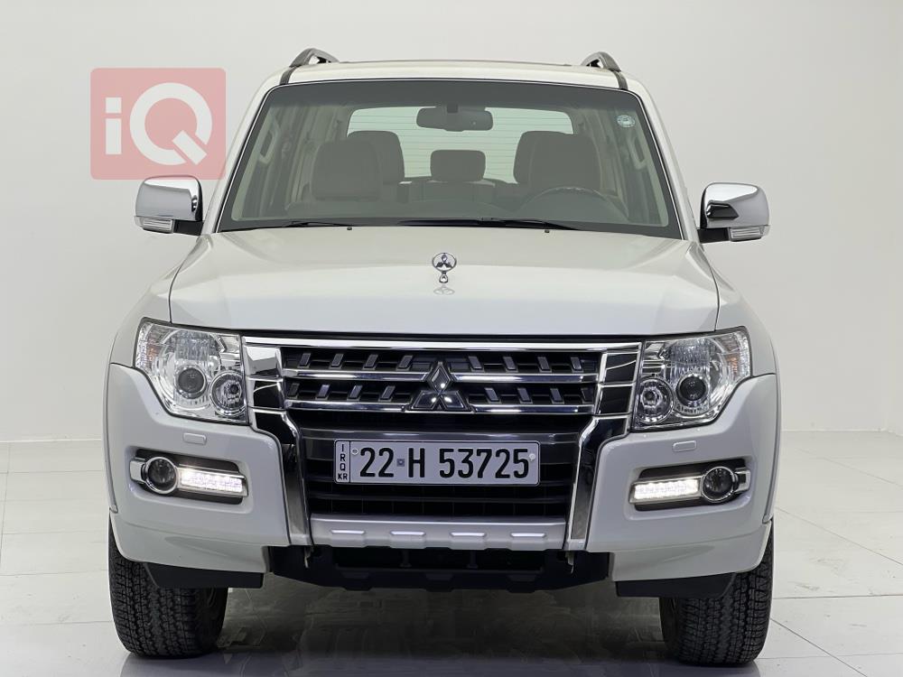 ميتسوبيشي باجيرو